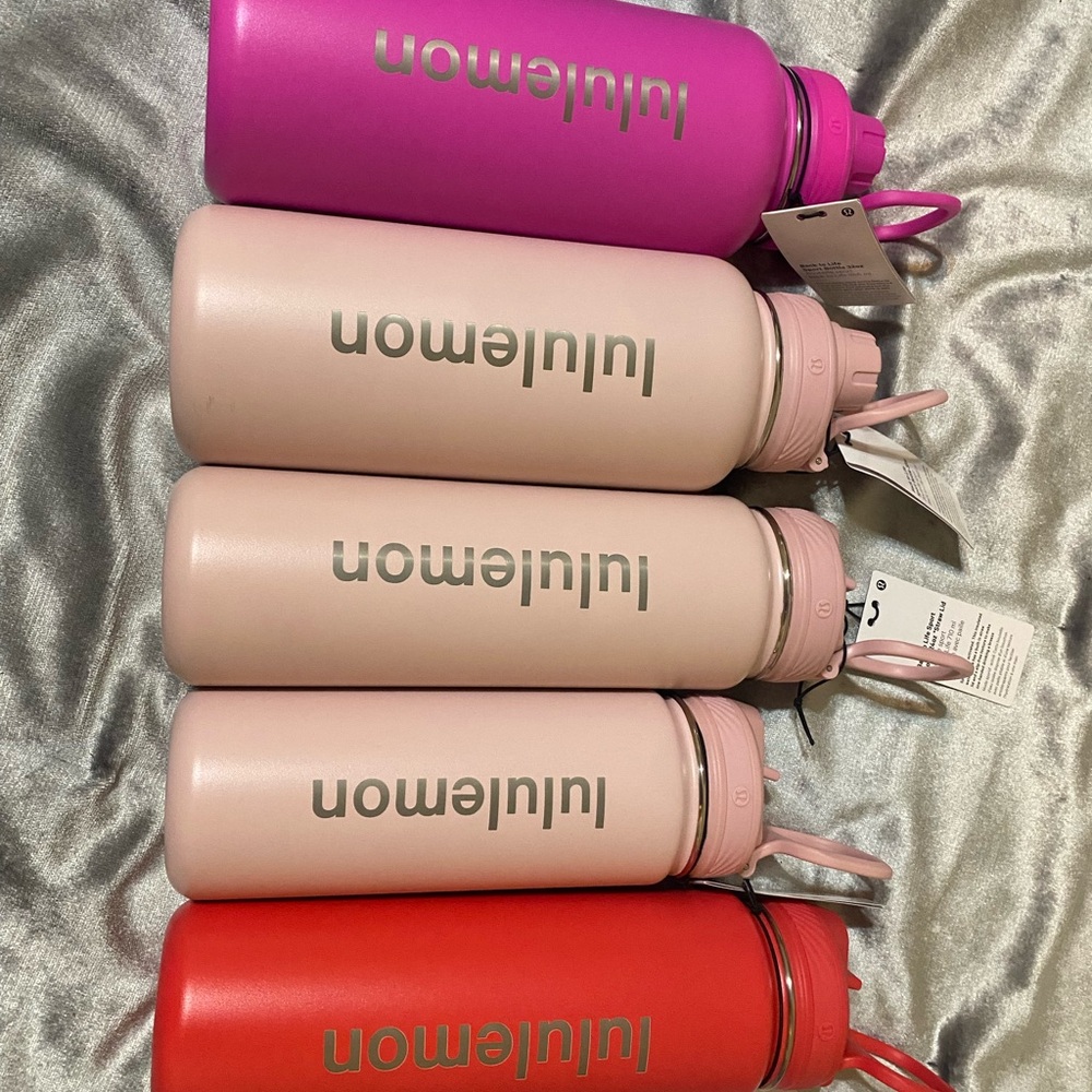 lululemon bottles & bags